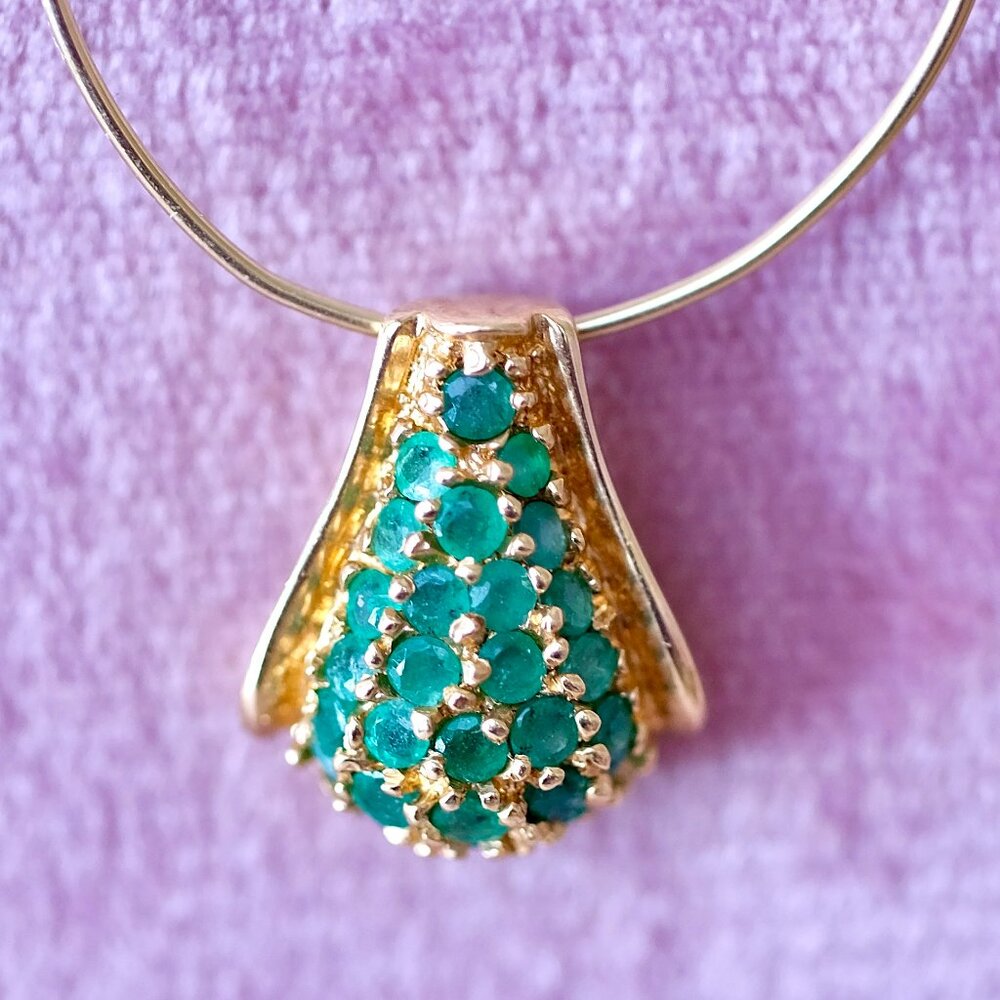14K Yellow Gold Emerald Shell Shape Pendant
